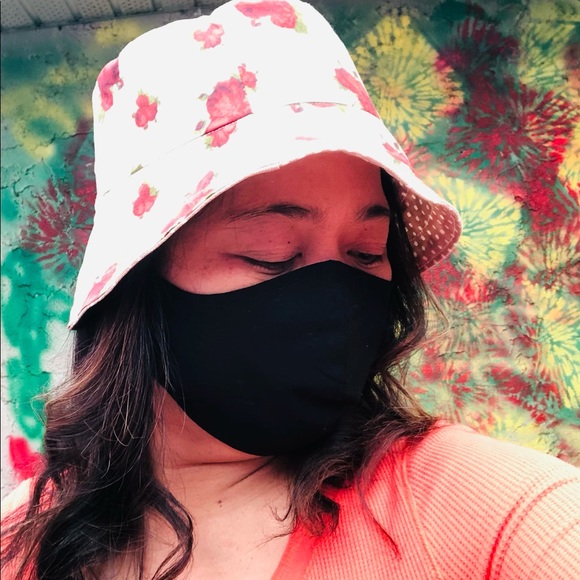 Bucket hats - Picture 7 of 7